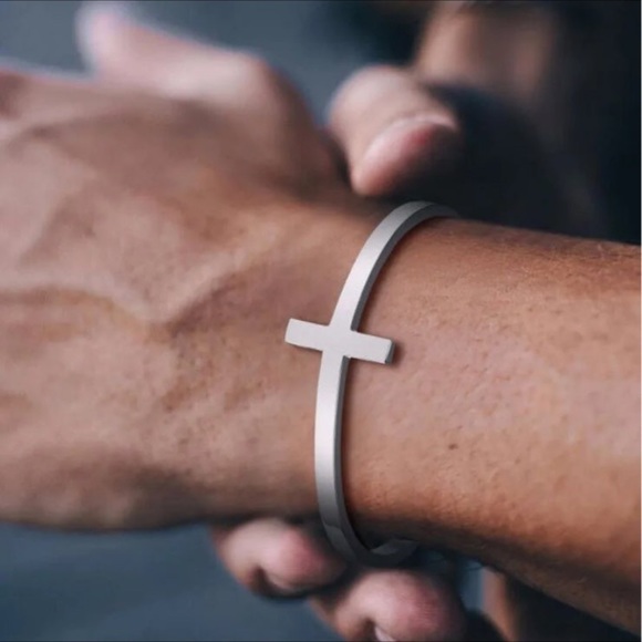 CROSS ✝️☦️JEWELRY SET✝️☦️ - Picture 2 of 6